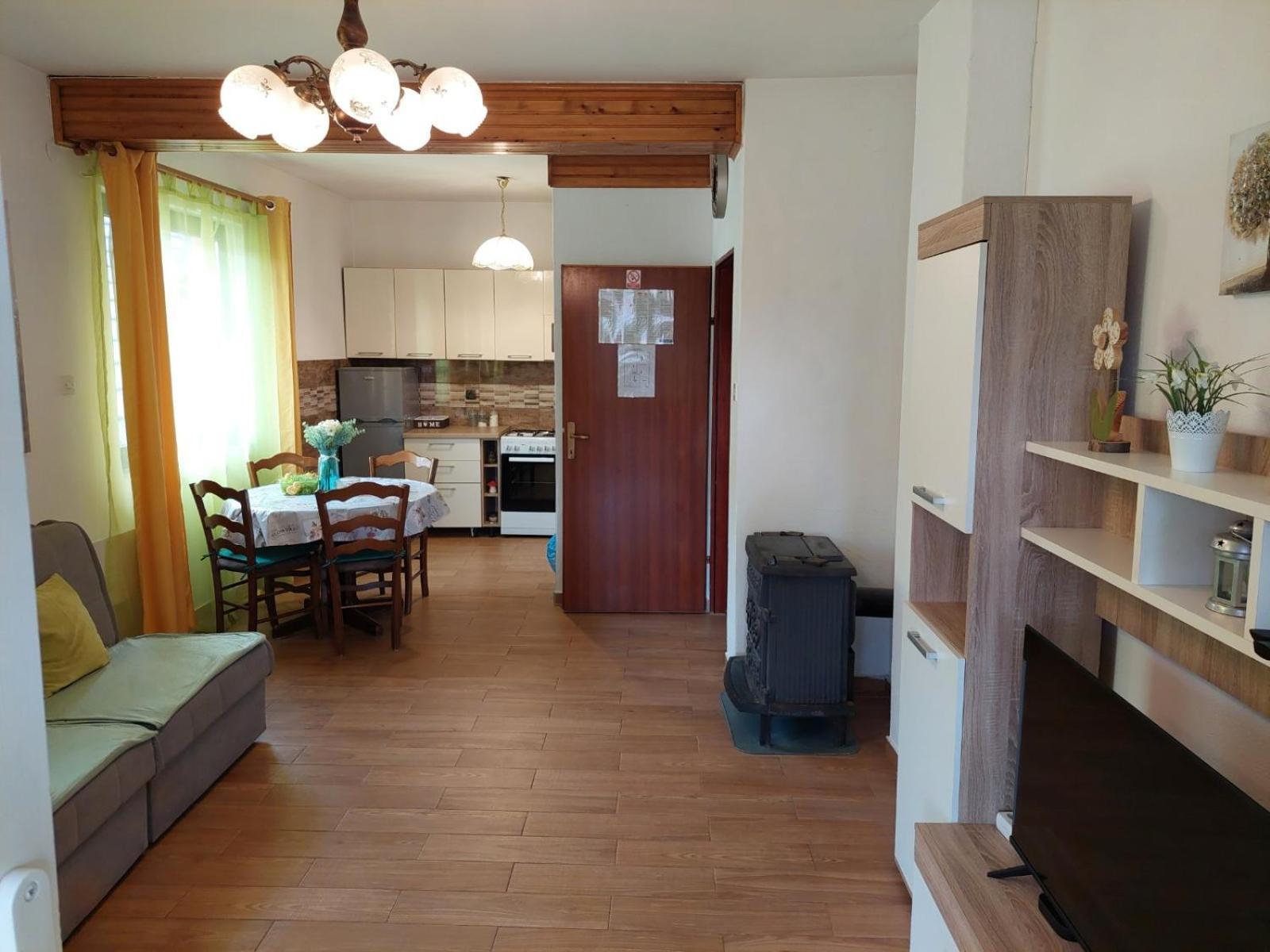 Rozmari Apartment *